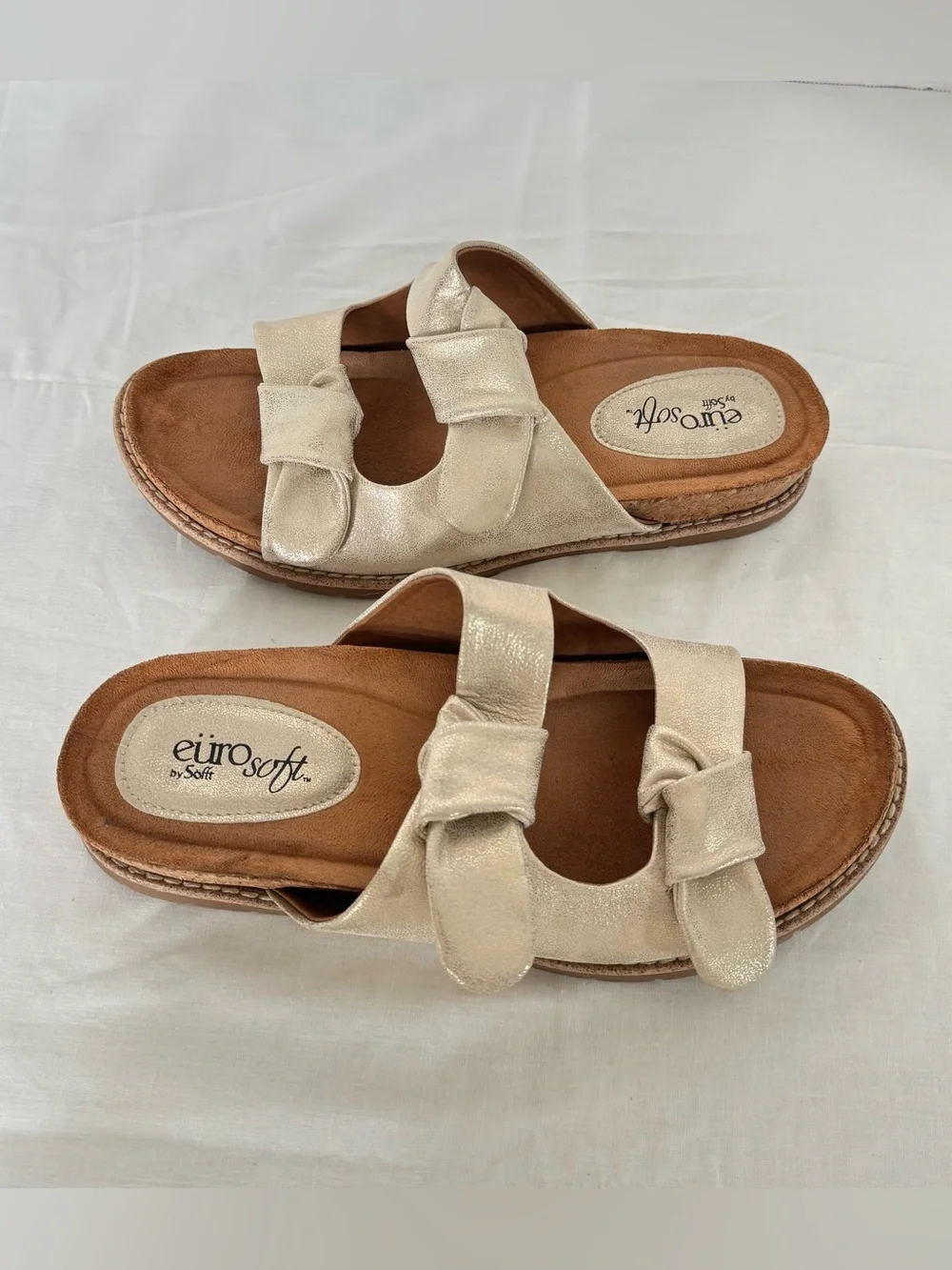Eurosoft by Söff metallic gold slide sandals Size 8M